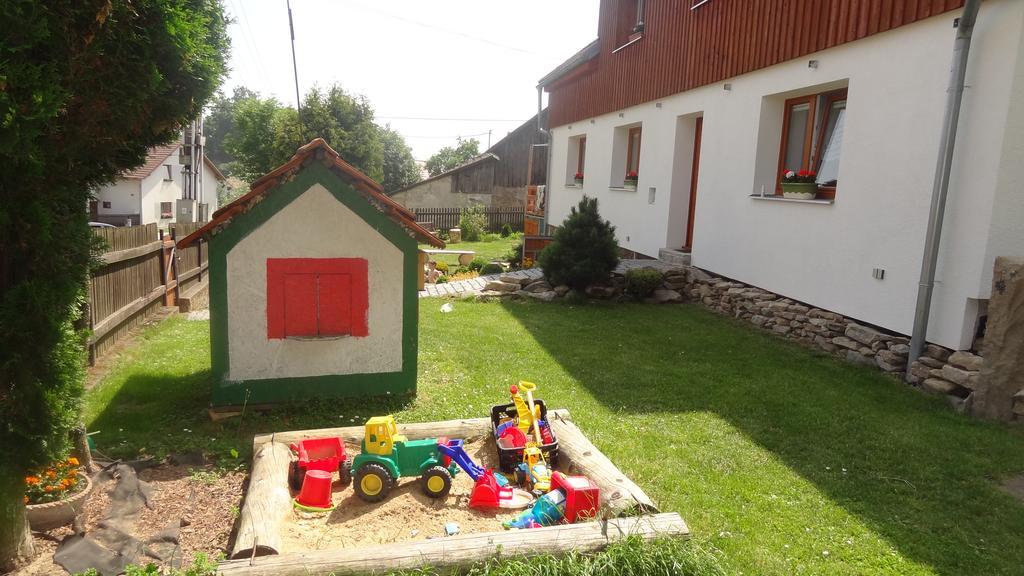Ubytovani U Kaplicky Nove Mesto na Morave Bagian luar foto